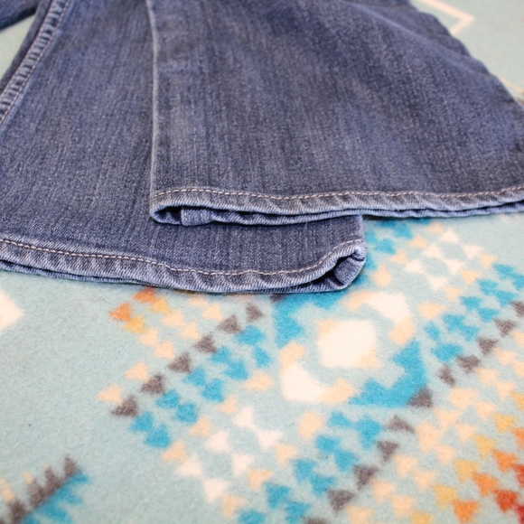 🌻Boot Cut Levi's - Picture 6 of 8